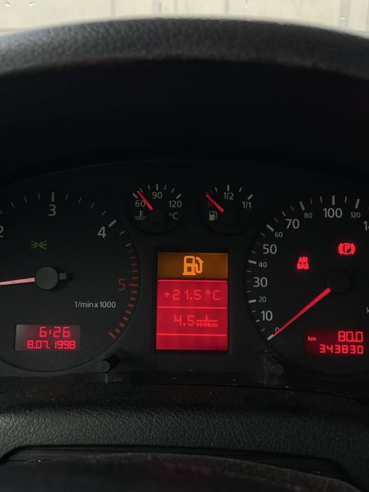 Audi A4 1.9 TDI Sline - 344.000 kms - Bom estado