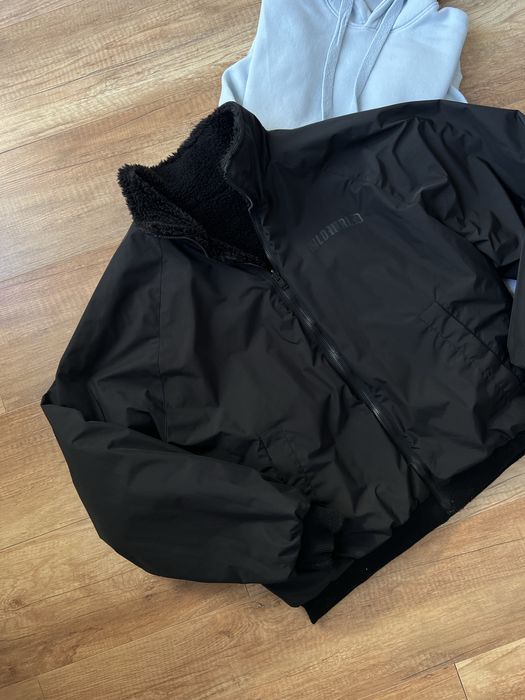 Kurtka czarna dwustronna sherpa ze sztucznego baranka S Bershka