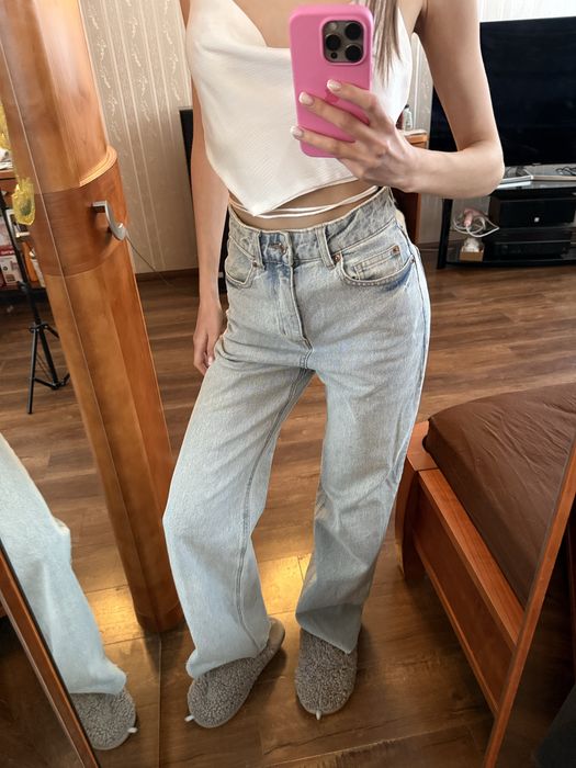 Джинси від бренду h&m