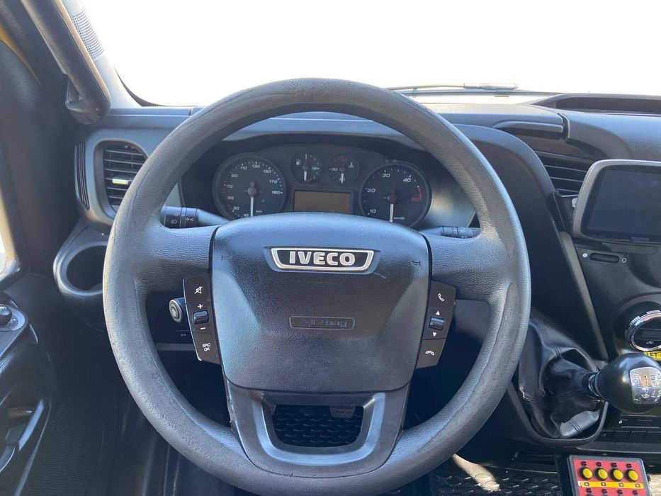 Iveco Daily 70-180 • Евакуатор • 2016 • 3.0 Diesel • Falkom FAS 3000 • 7 місць