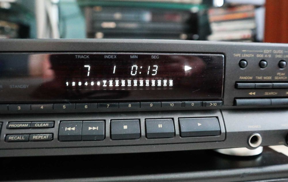 Проигрыватель Denon DCD-595 Германия DAC  2 x PCM61 Technics SL-PG460A