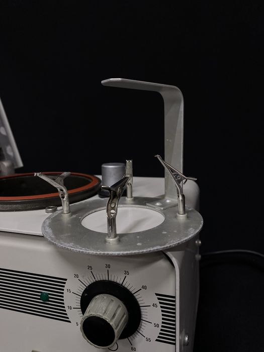 Зуботехнічний полімеризатор   Aquatherm 90