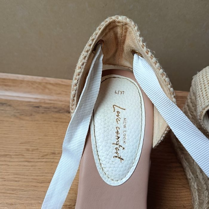 Espadryle na koturnie