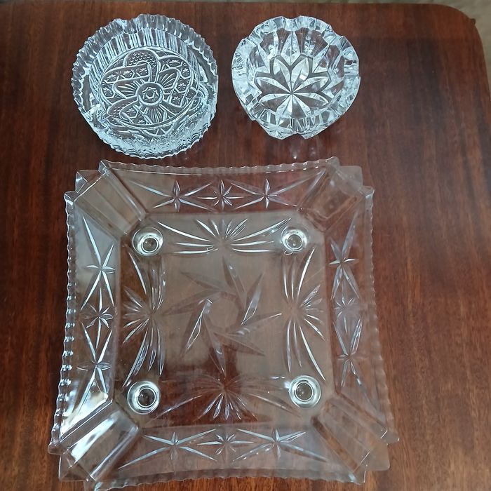 Хрусталь разного периода.