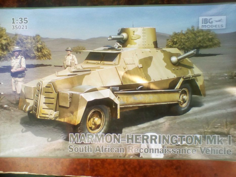 Сборная модель 1/35 WWII Marmon-Herrington Mk.I фирмы IBG models