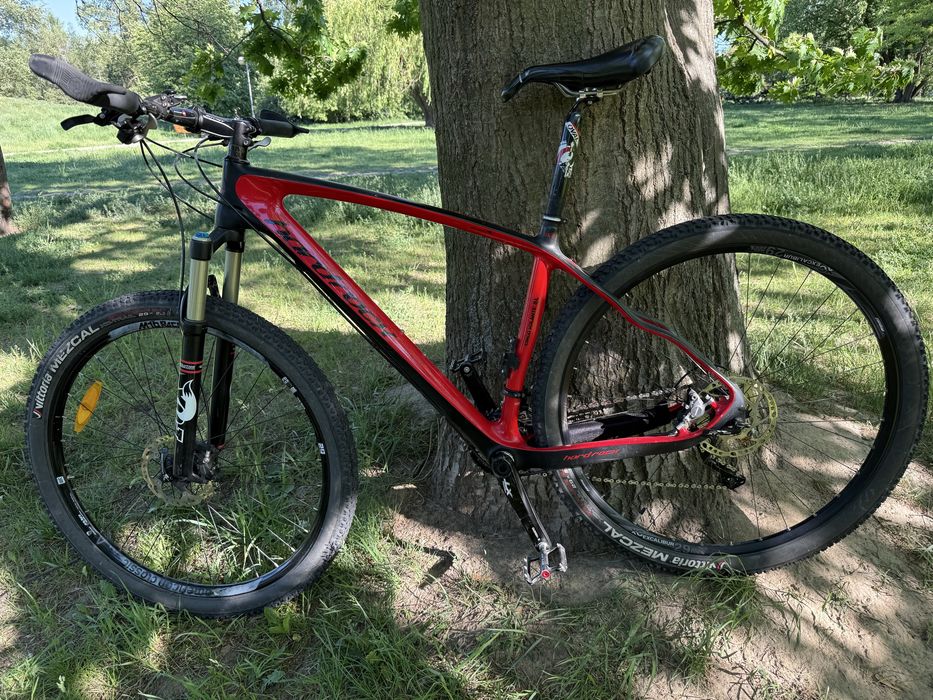 Lekki karbonowy MTB 10,8 kg FOX + pełne XT 29" Hardrocx Circo Volante