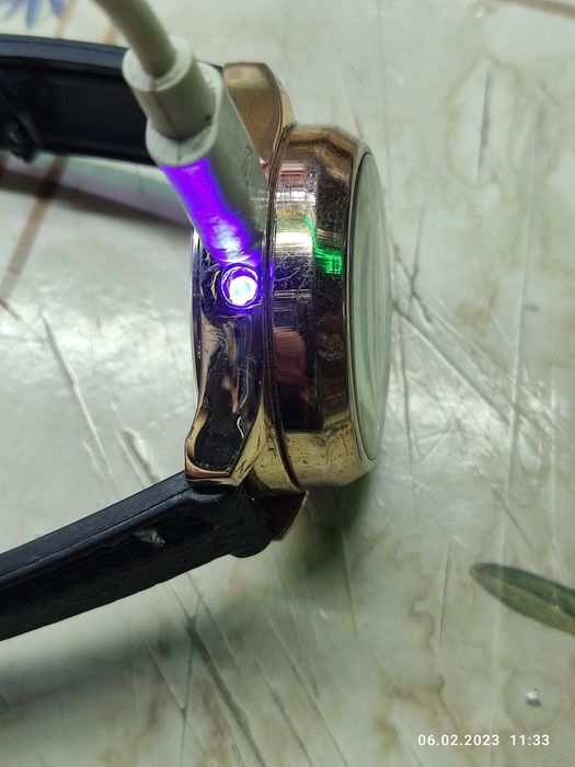 Часы с зажигалкой,зарядкой.