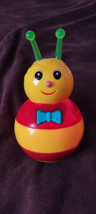 Ігрушка неваляшка