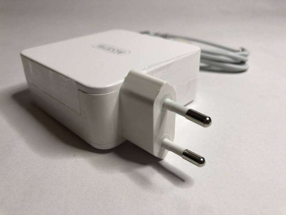 Carregador para Portátil Apple Macbook Pro e Air MagSafe 1 60w L NOVO