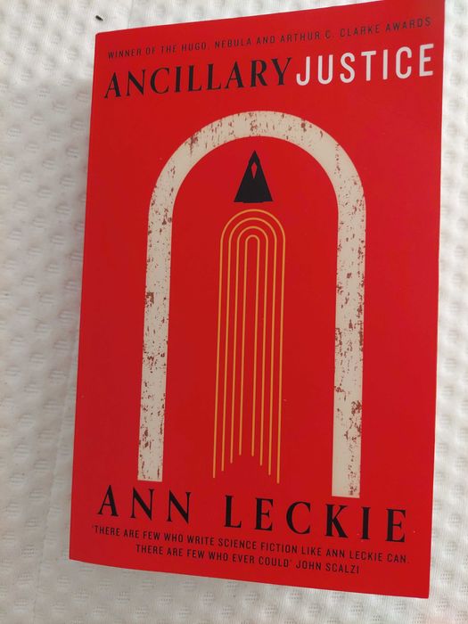 Ancillary Justice, Ann Leckie