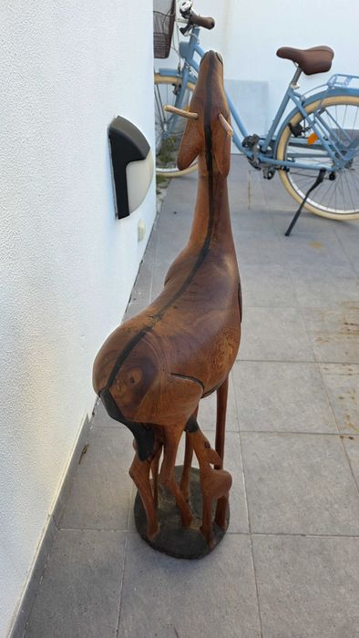 Decoração Madeira - Gazela a Amamentar