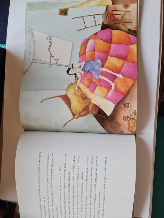 Livro Dedos com música