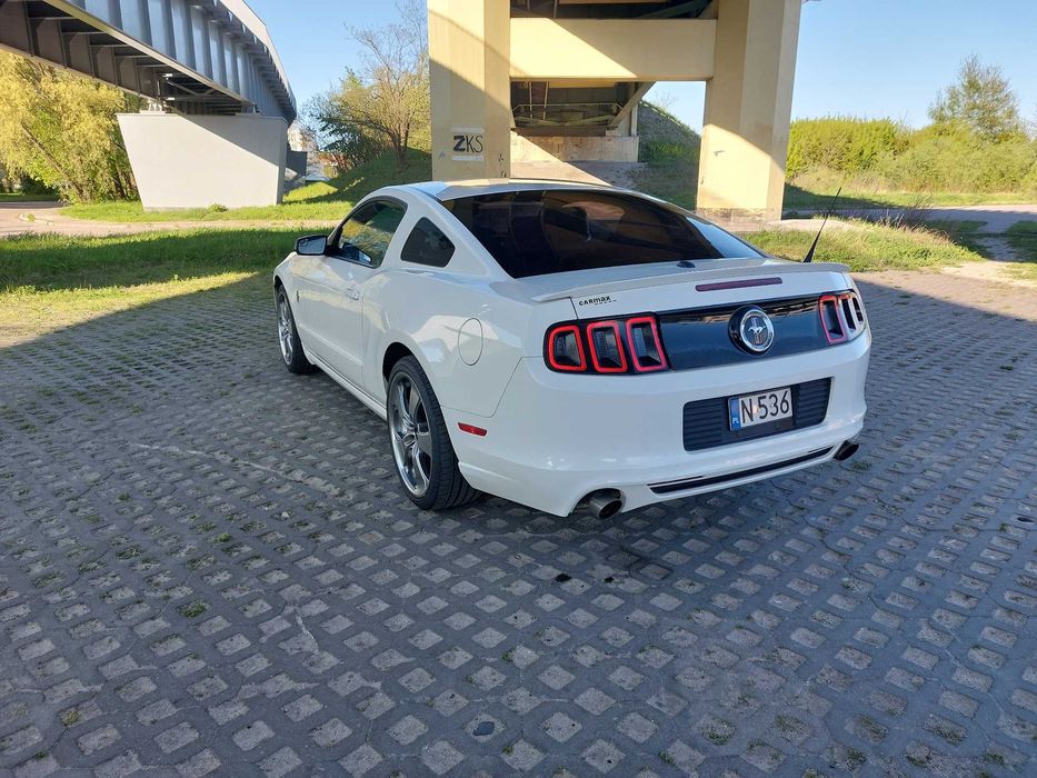 Ford Mustang 3.7 v6 2013r.