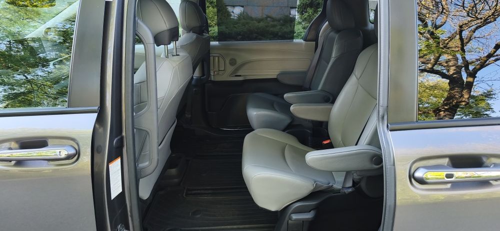 Toyota Sienna 2023