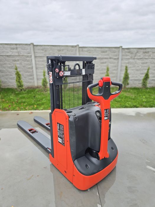 Wózek paletowy masztowy elektryczny Linde D08 długie widly 2018r