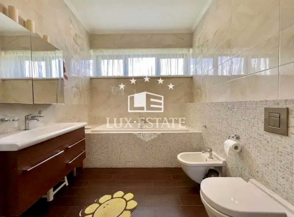 Оренда будинку 550м²   ділянка 25 соток  у КМ Старі Безрадичі