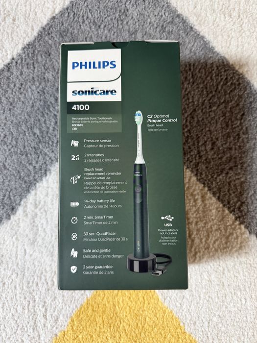 Зубна щітка Philips Sonicare 4100
