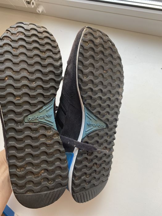 Кроссовки adidas