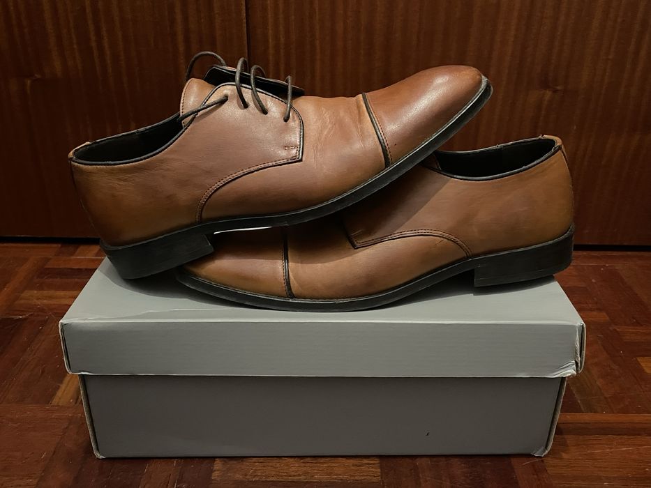 Sapato cerimonio castanho