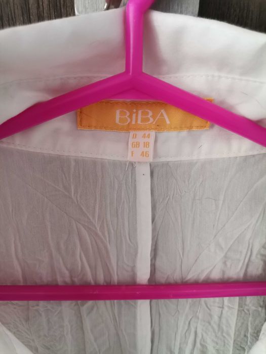 Elegancka biała bluzka