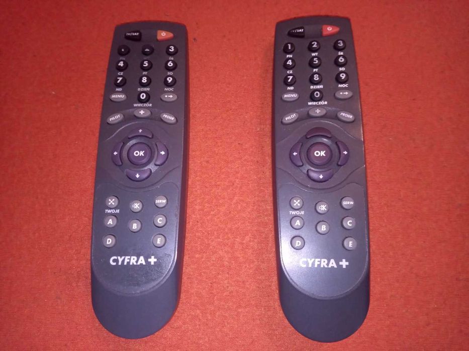 Piloty CYFRA+ 2 piloty orygoinalne