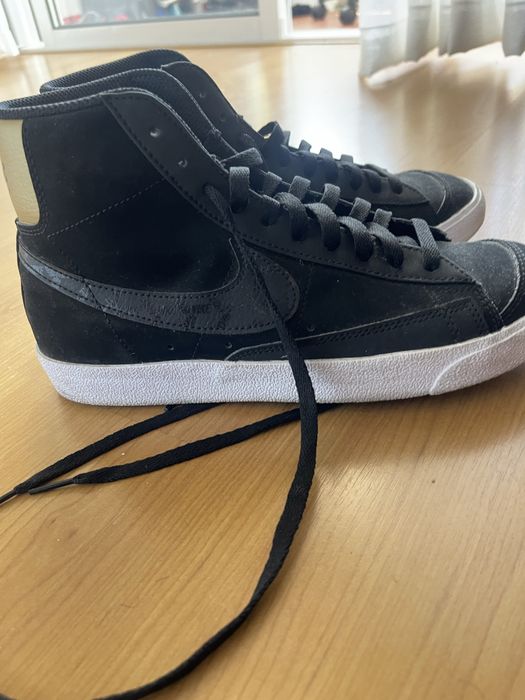 Tenis nike blaze em otimo estado raramente usados