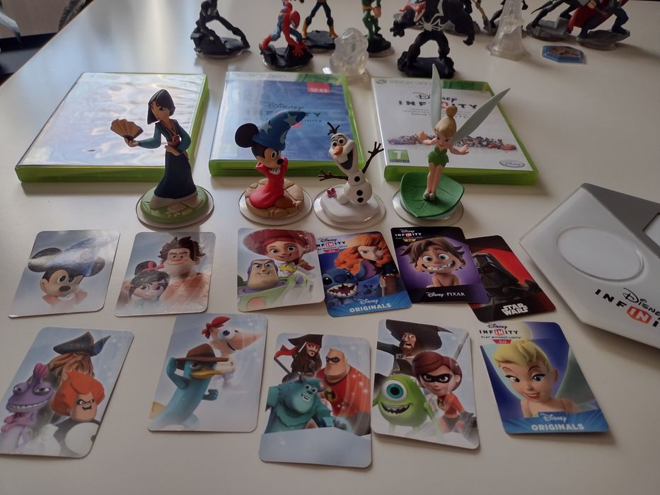 giga zestaw pl Disney Infiniti Xbox 360 gra dyski port  figurki Disney