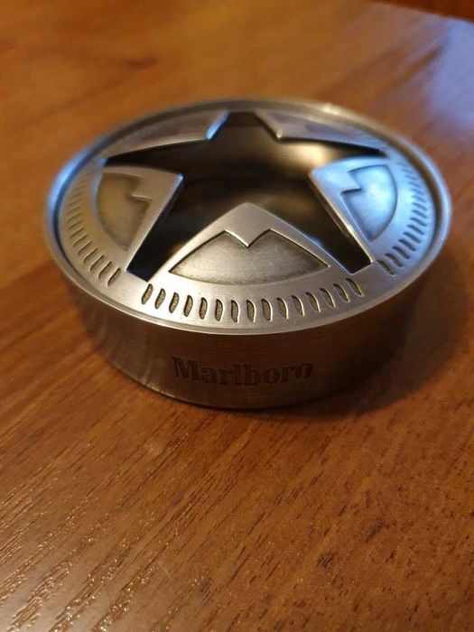 Popielniczka Marlboro ze stali nierdzewnej