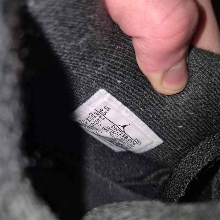 Jordan 4 black canvas