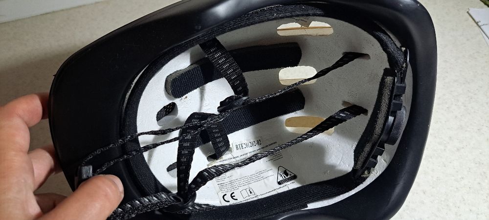Kask rowerowy Spokey r. S- L