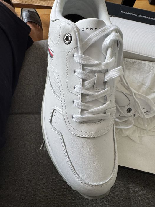 Tommy Hilfiger 44 białe meskie