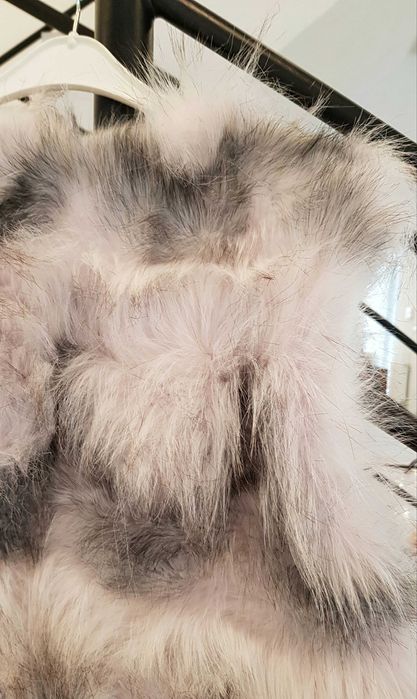 Nowa kamizelka futrzana szara