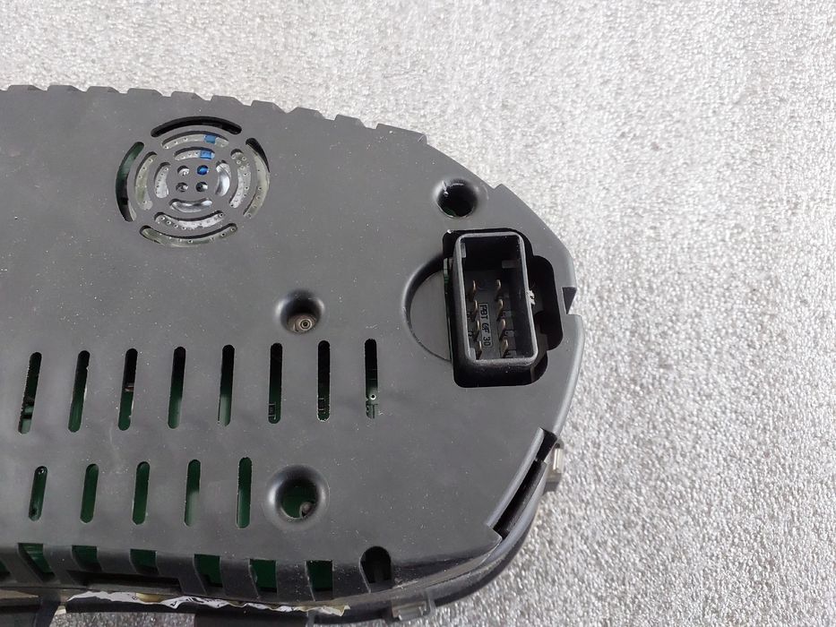 Quadrante / painel de instrumentos SKODA Fabia II Break (545, 5J)