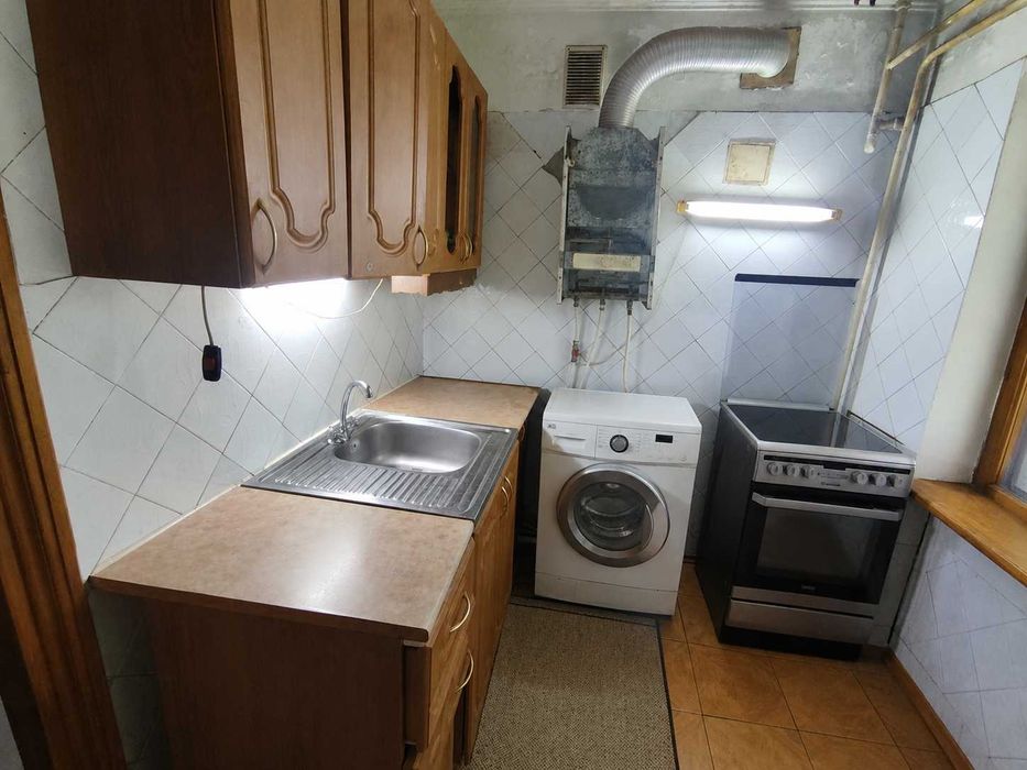 Продам 2к квартиру в Лісках,на 2 му поверсі