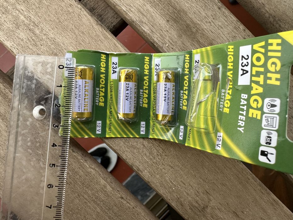 Conjunto de 3 Pilhas novas 12V  23amperes  high voltage