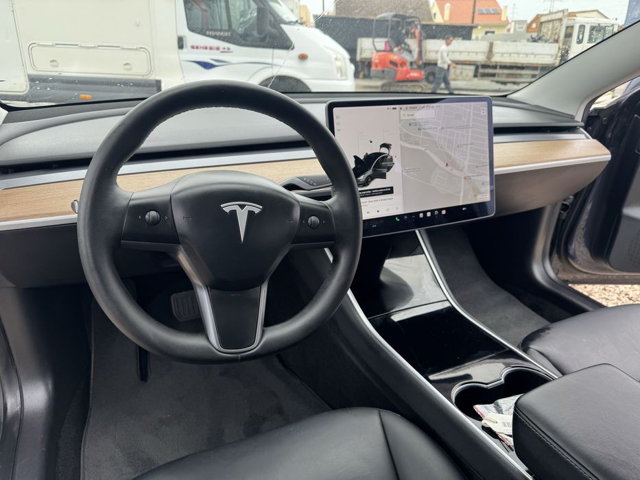 Tesla Model 3 Standard Range Plus Set 2020 - 64mil km