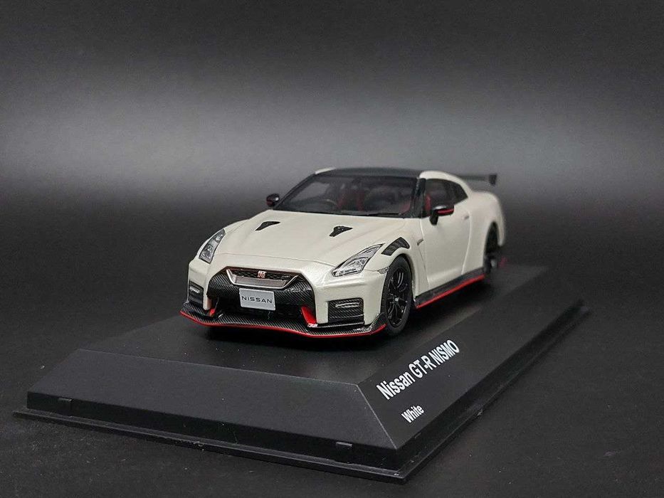 Масштабна модель 1/43 Nissan GT-R R35 Nismo від Kyosho
