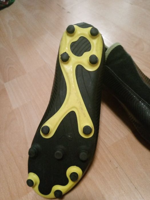 Korki Finesse Firm Ground