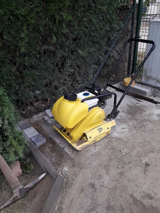 Wynajem Zagęszczarki Ubijarki Buk 110 kg JCB - możliwy dowóz