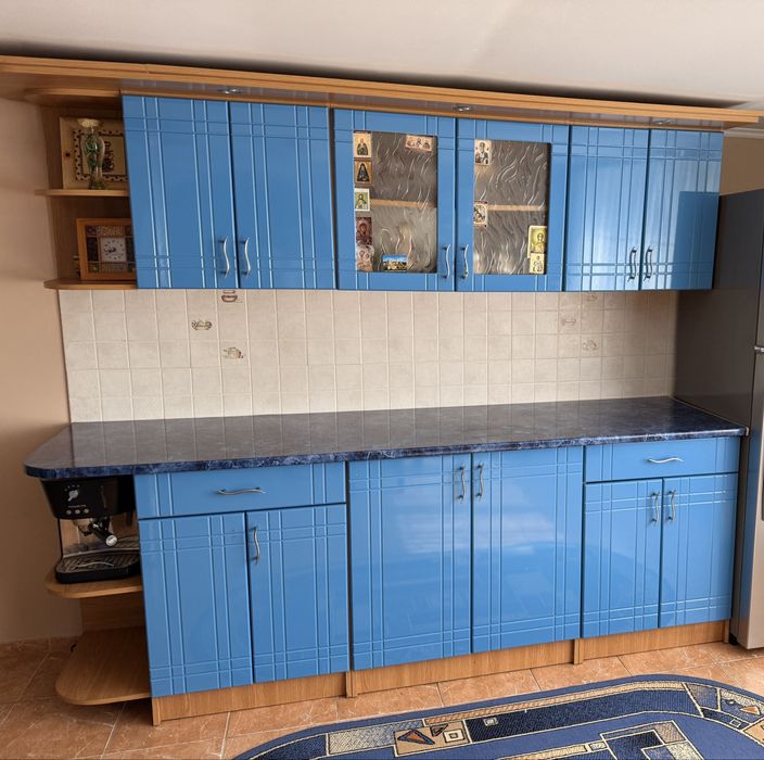 Продамо дві окремі частини кухні