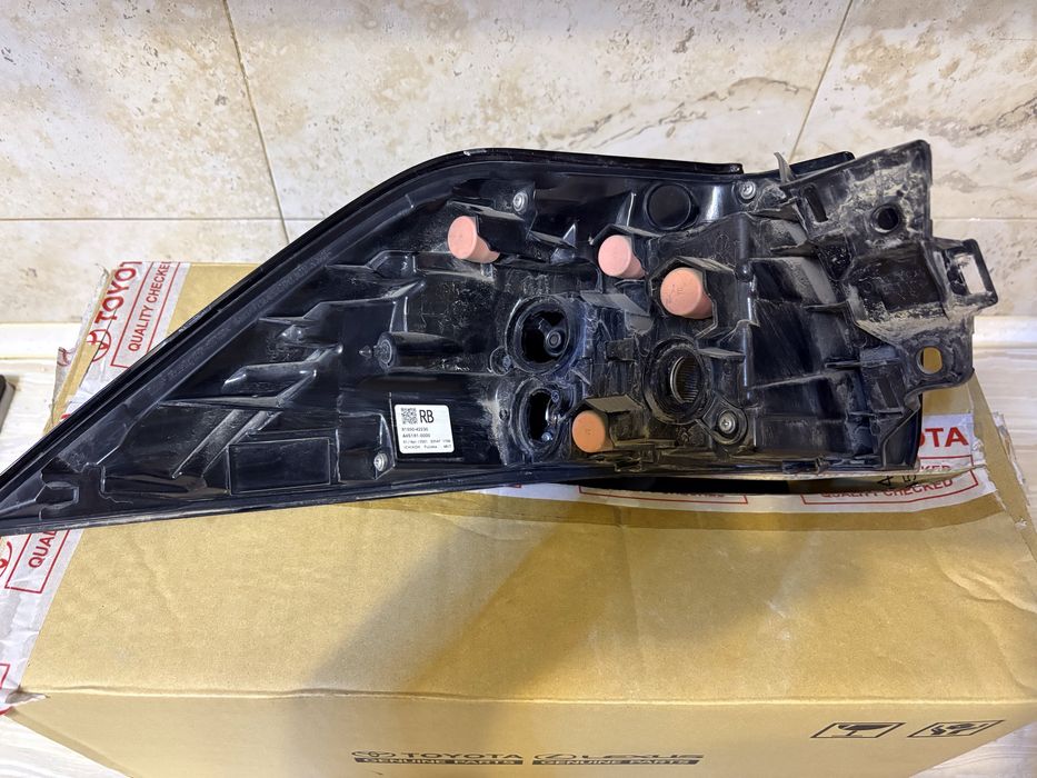 Toyota rav4 фара 2019+