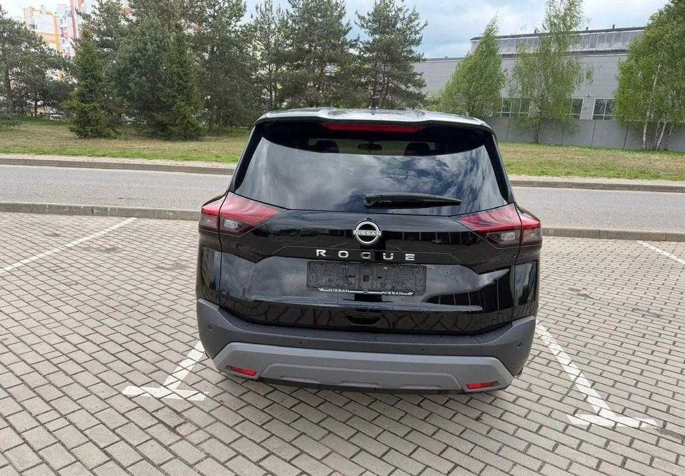 Продам Nissan Rogue 2023