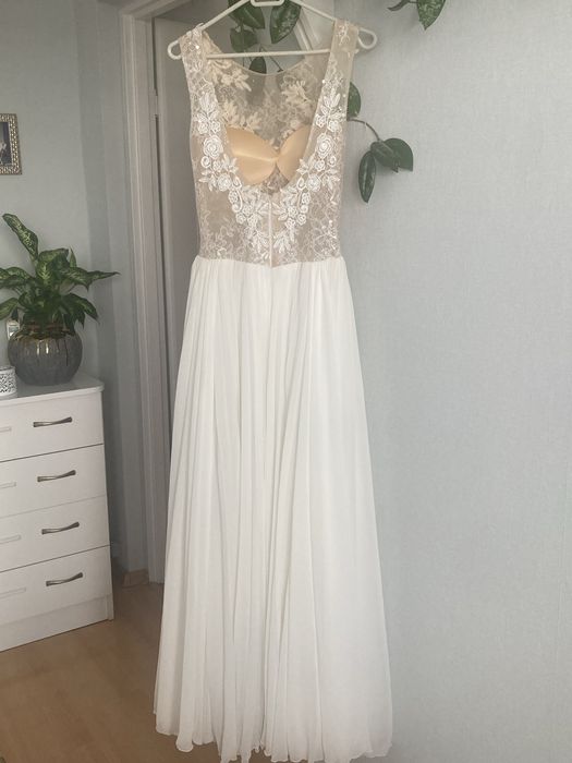 Suknia ślubna 36/ S