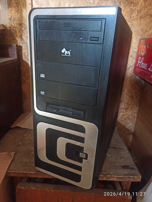 Системний блок Fujitsu / E8400, 3.0 ГГц, / 8GB RAM / HDD 250 GB