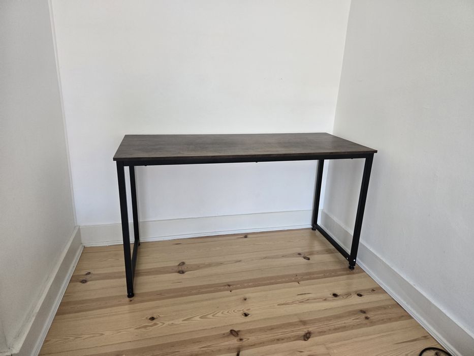 Secretária TECTAKE (Castanho - 59 x 140 x 76.5 cm)