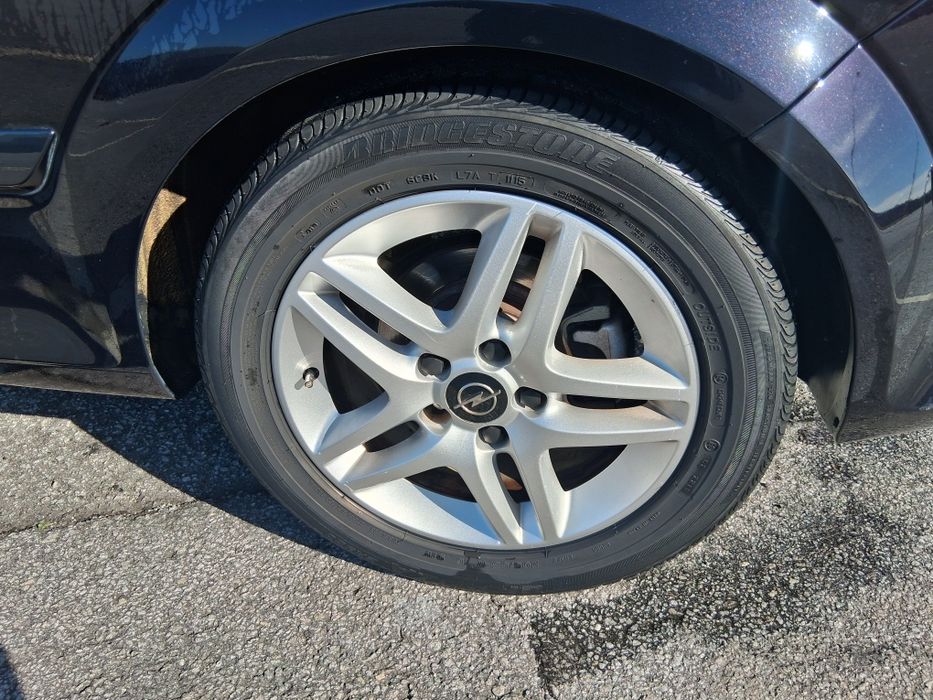 Opel astra gtc 1.3