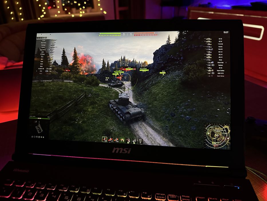 Игровой ноутбук Msi + игровые девайсы!