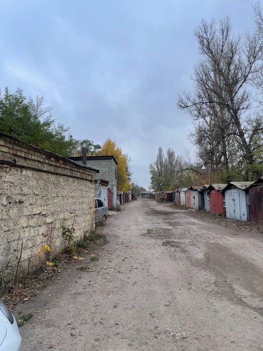 Продам Гараж в гаражному кооперативі "Ірпінь"