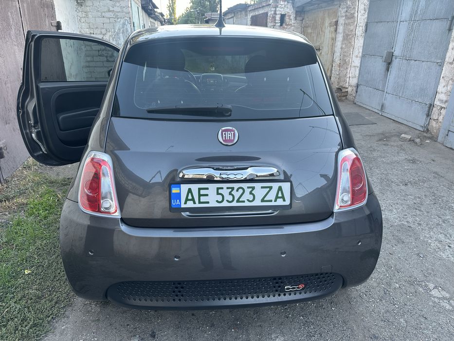 Продам авто електокар Fiat 500e 2017