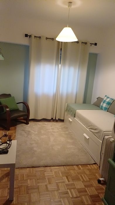 Arrendar 1 quarto para Mulherr